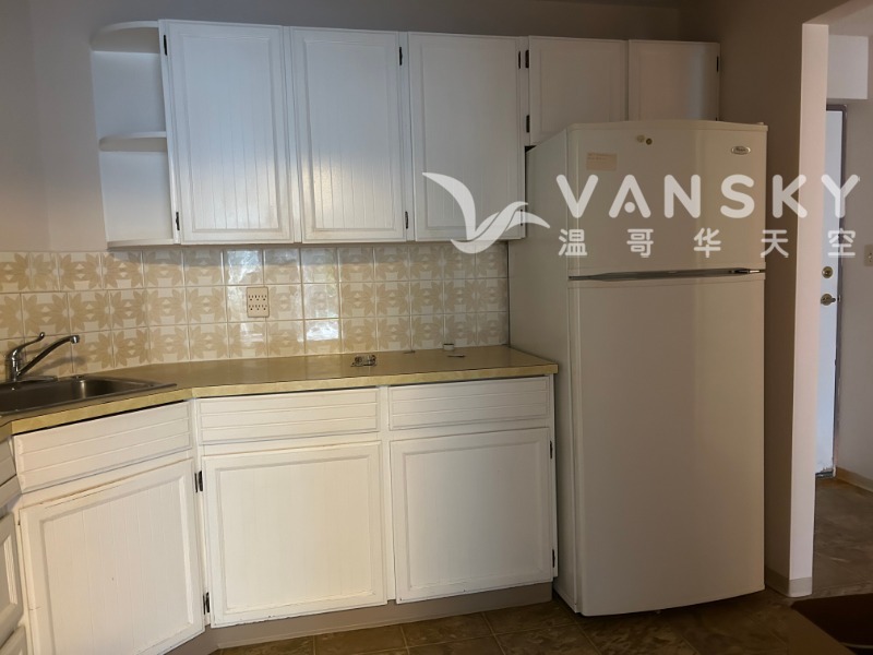 250411214211_6631 kitchen.jpg